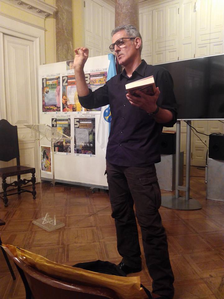 Carlos Quiroga apresenta «Raízes de Pessoa na Galiza» Centro de